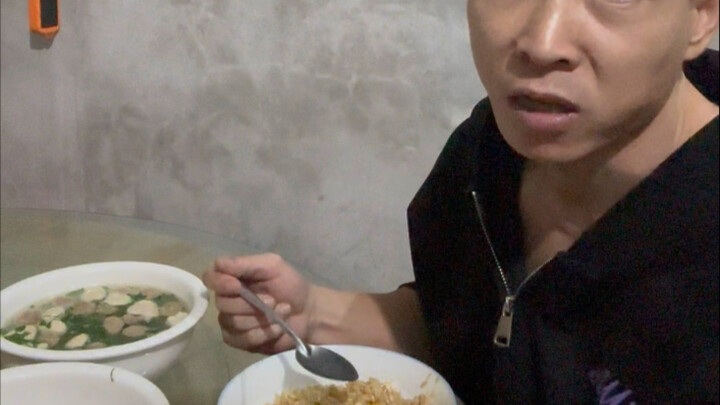 Latihan 6 jam setiap hari, makan makanan ini?