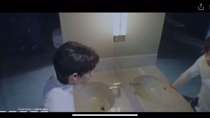 คนพี่สอนคนน้อยทำสมาธิ
