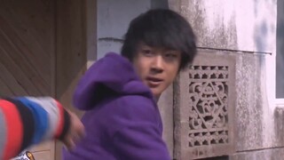 Ke Sheng transforms into the thorny Oxer and fights in his first battle, and Ma Lingling is captured