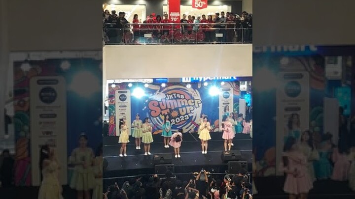 MEMBER JKT48 JIKO DI SUMMER TOUR MALANG (PECAH ABISSS)