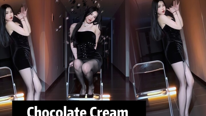 [Chocolate Cream] Can you lend me your legs? The chair is so hard.