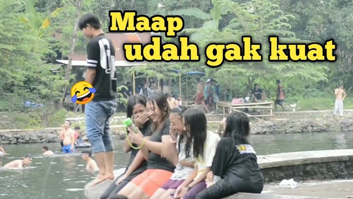 PRANK KENCING SEMBARANGAN DI DEPAN CEWEK CANTIK pake BOTOL, ngakak| PRANK INDONESIA | anang icikiwir