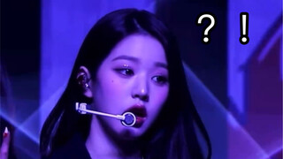 لم تُفتح أضواء المسرح أثناء أداء الأغنية، وتحولت في لحظة إلى خنزير حائر