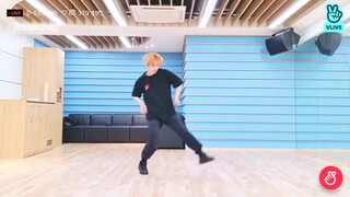 อีมินโฮเต้นเพลง "Buy Buy Buy" ของ BTS (Boy with Luv)