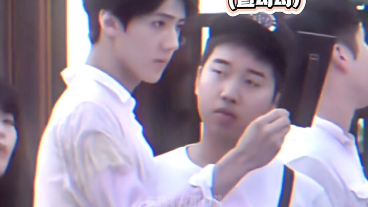 【EXO Ngô Thế Huân】Nhan sắc như tiên tử khiến cả hội con trai phải trầm trồ