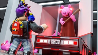 ESCAPING PIGGY MERCH WAREHOUSE! -- ROBLOX