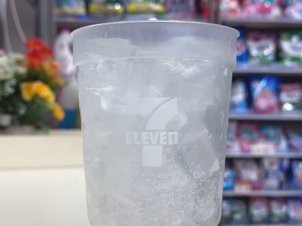 เครื่องดื่มเย็นทำให้ฉันมีความสุขในฤดูร้อนนี้
