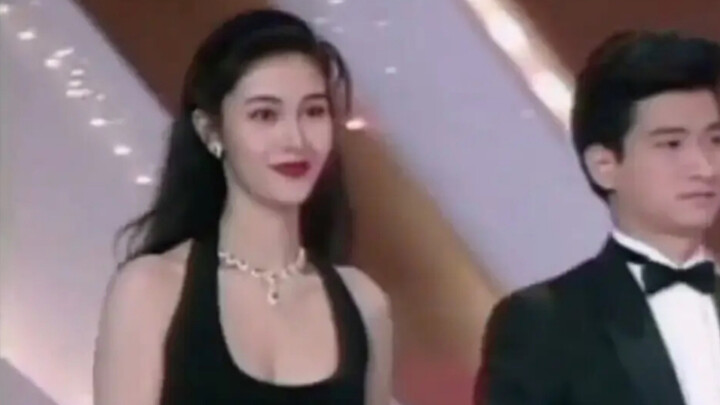 For beauty pageants, the judges should look for ordinary people...