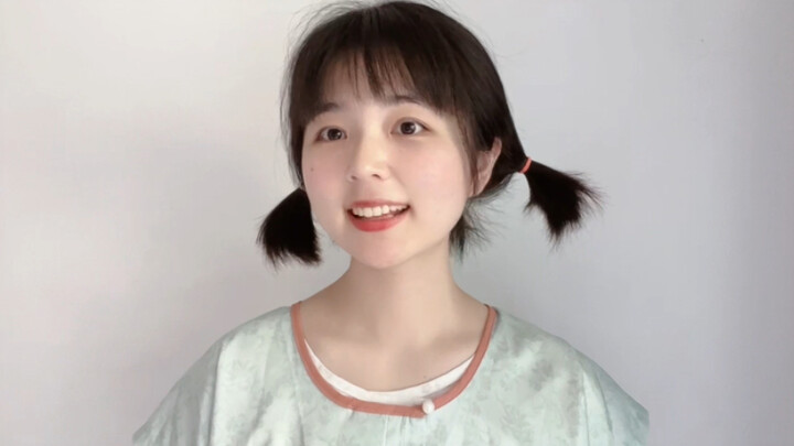 "Thousand Years of Frost and Snow" — the fragrance of pear blossoms clings to the hem of my clothes 