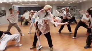 金泫雅 & 金晓钟《PING PONG》非官方练习室视频！
