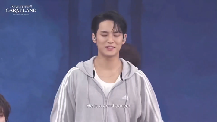 Benar-benar setiap tahunnya, pertunjukan tari yang tidak cocok selalu sangat menarik. Pukulan DK yan