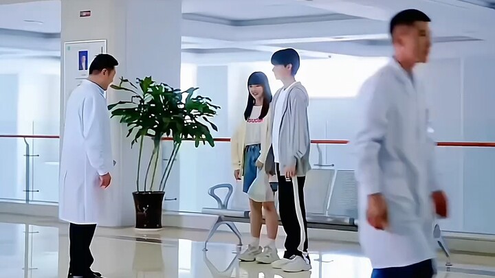 “When I Rushed Toward You, Those Four Hilarious Guys Were So Funny!”