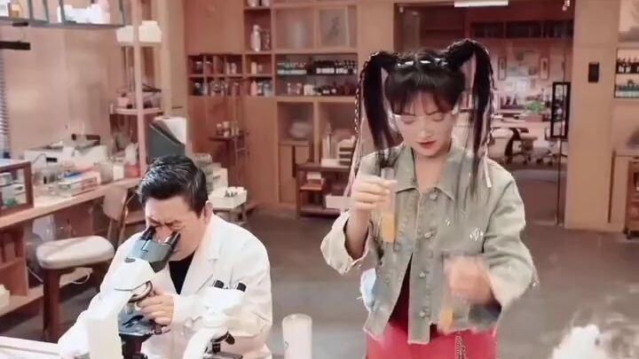 ทะลุมิติมาอยู่บนเตียงฝ่าบาท