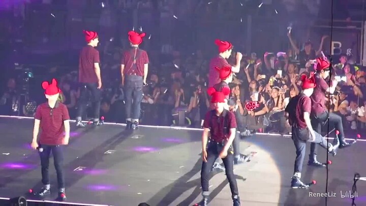 Baekhyun forgets to rejoin the team on stage! SUHO grabs him and drags him back—what a captain’s hea