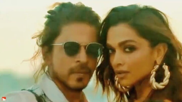 Jhoome Jo Pathaan Song -hd Video movie Song-  Shah Rukh Khan, Deepika