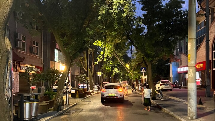 Xi’an’s Coolest Alley for a City Walk: Defu Lane