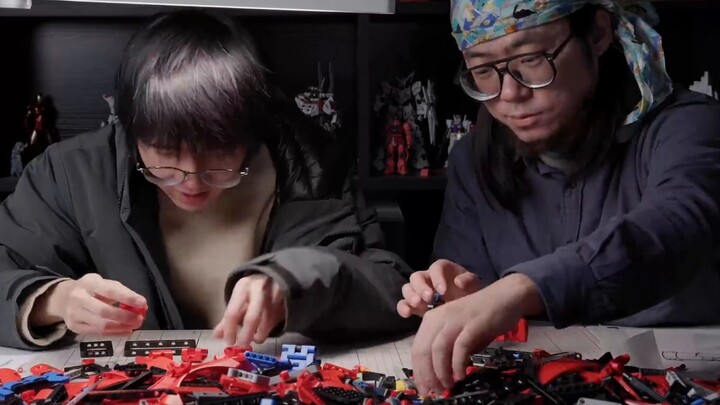 [RAY] Great profit! It turns out that the LEGO Ferrari supercar can also be made into a gun! Gundam 
