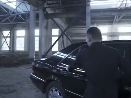 جيد للهزّ ولا يختار الأغاني