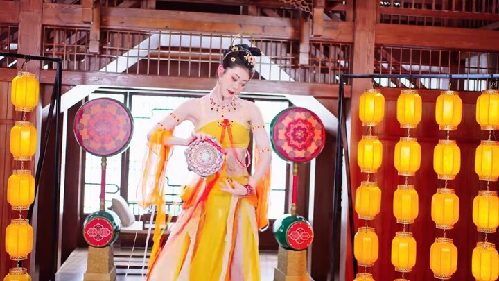 Xuefu | This is a beautiful dancer from the Western Regions. Her figure is really amazing~