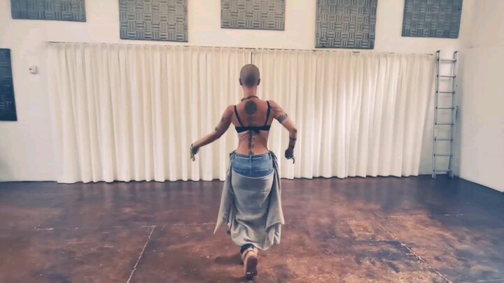 Ritual Dance/Hand Dance