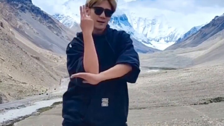 The world's highest music stage｜When I danced to "Sneakers" on Mount Everest｜Who wouldn't say that t