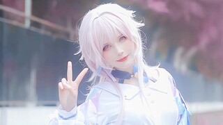 68 tuổi rồi, thử cosplay Martsuichi, giúp cháu trai cai nghiện Kuki