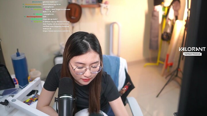 Part 1 - 5 VS 5 CUSTOM VALORANT! [9prWI7bo1yA]