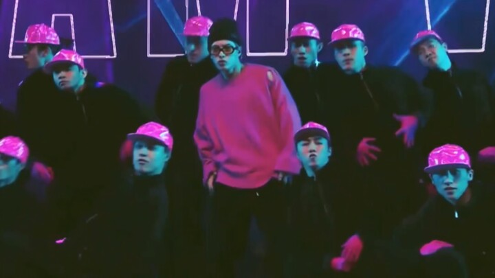 Jackson Wang Pink Wild Goose Wine