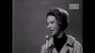 เพลงนี้ทำให้ชาติตะวันตกรู้จักเมืองไทยอย่างรวดเร็วตั้งแต่ยุค1970 คนไทยน้อยคนที่จะเคยได้ชมคลิปนี้