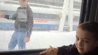 随火车奔跑的父亲~