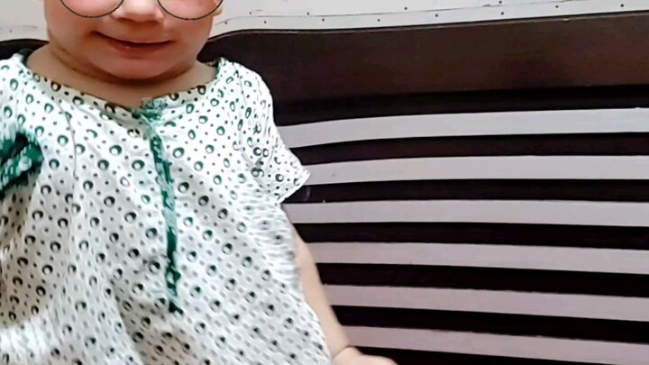 baby..可爱的小宝宝来啦👶💕每一个笑容都超级治愈，太可爱了！🥰✨喜欢可爱宝宝视频的朋友记得关注哦～❤️#宝宝 #可爱宝宝 #宝宝日常 #萌娃 #萌宝 #宝宝笑容 #可爱瞬间 #亲子 #治愈系