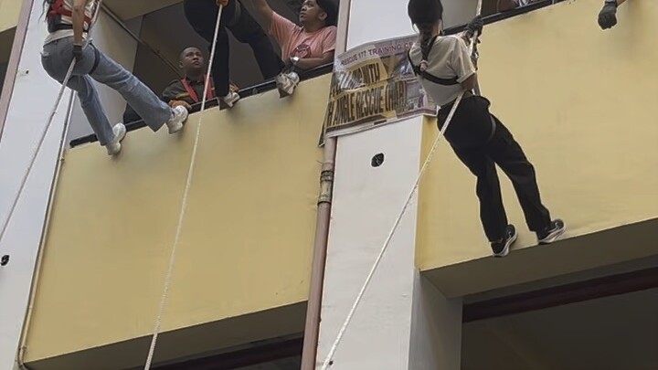 rapelling