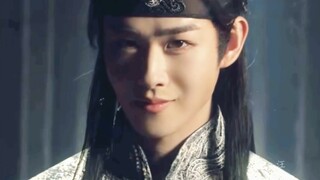 This is called effective acting! He appears on stage in seconds and is still so handsome!