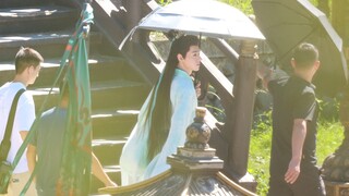 [กงจุนตงฟาง เช้าตรู่ สำนักข่าวรอยเตอร์] เวอร์ชั่นเดินของผู้นำ