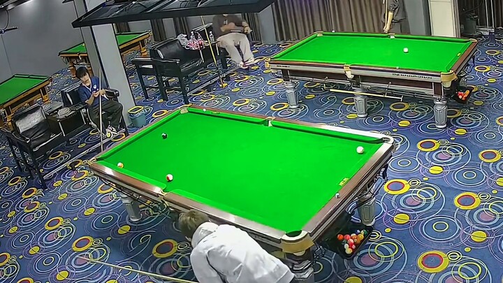 This is the soul of billiards: This shot is very good, don't do it again next time