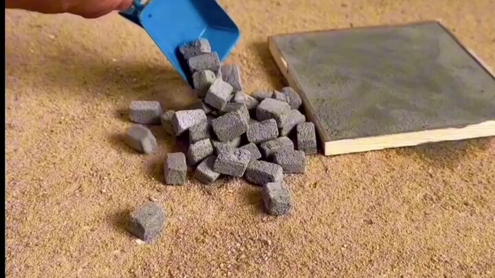 Kalau nggak suka olahraga yang melompat-lompat, bikin aja rumah mini kecil!