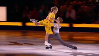 Sebuah tarian yang dibawakan oleh sepasang pemain skating ajaib Rusia dengan lagu tema "La La Land"