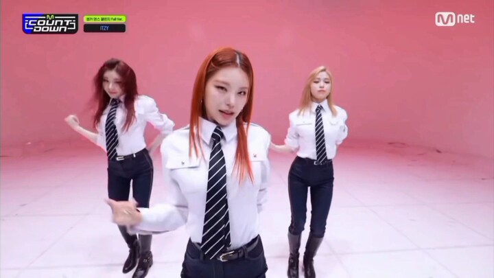 ITZY cover BLACKPINK《Playing with fire》