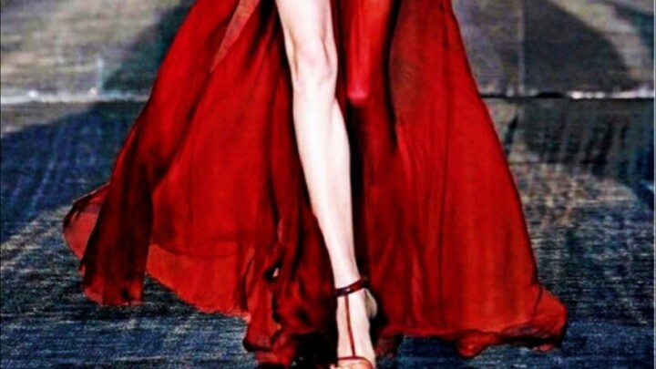 Fire Sign Woman Apha’s Outfit: “We’re the coolest, most seductive female CEO!”