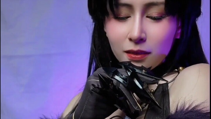 Tessa cosplay