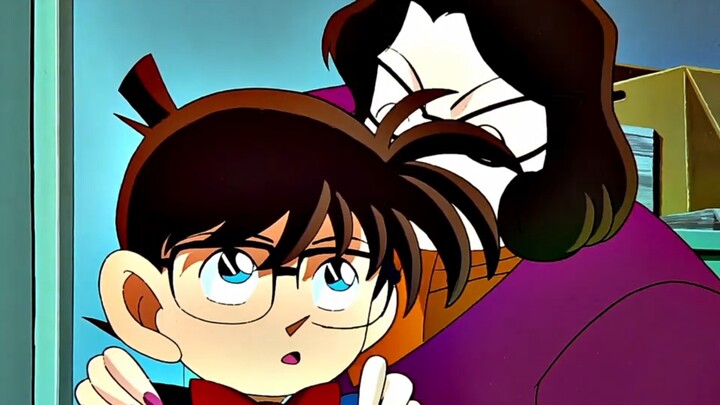 The moment the money was in hand, Maori Kogoro's eyes became clear.