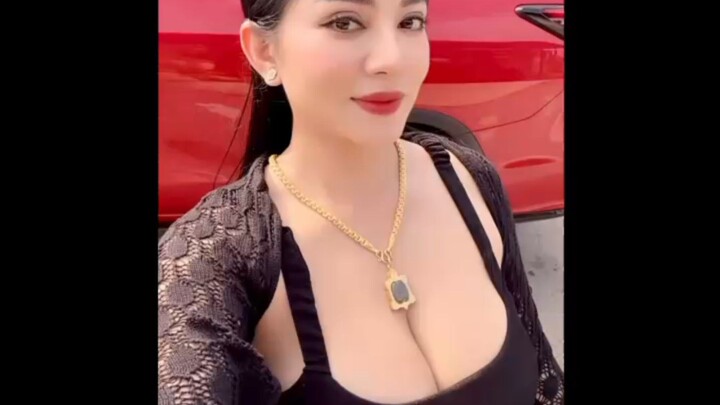 FOETUNER MERAH