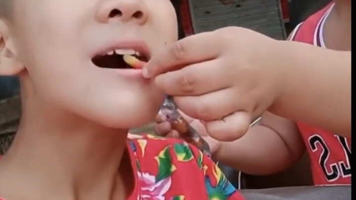 Ingin menjadi saudaranya