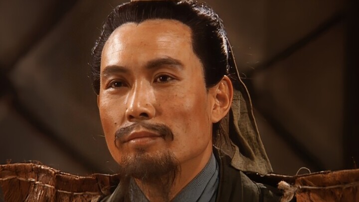 «الاستماع إلى حوارات الرواية القديمة عن الممالك الثلاث يشبه احتساء النبيذ الفاخر؛ هذه المشهد الذي يق