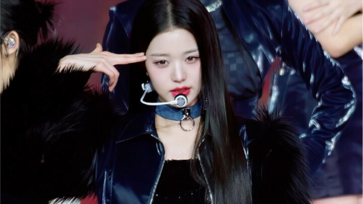 IVE’s Latest Live Performance! The Clip of Jang Won-young That Has Fans Going Wild on Twitter