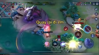 ủa là sao má