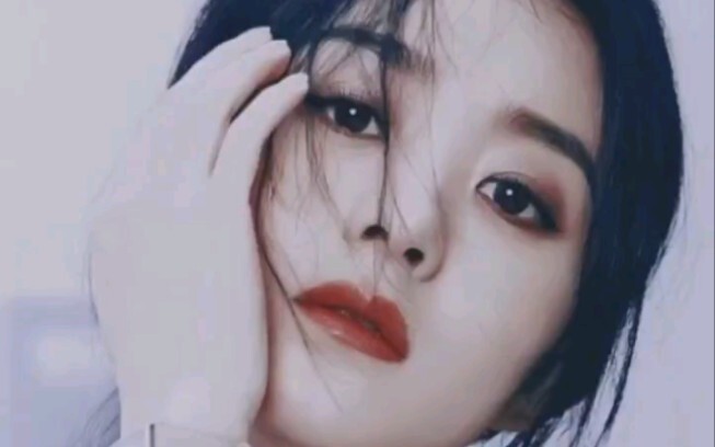 Holy cow... Zhao Liying accidentally landed the role of Qing'er in "My Fair Princess," while Guli Na