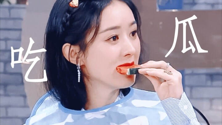 Chỉ có bé Triệu Lệ Dĩnh mới có thể “ăn dưa” mà vẫn nổi đình nổi đám thế này thôi!!!