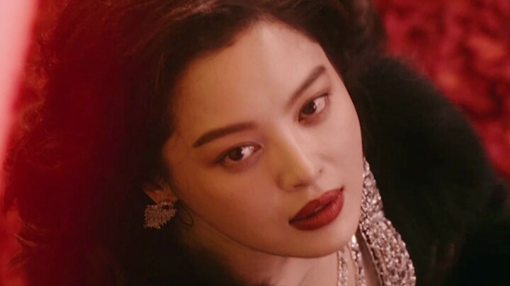 So what if she wears her desires and ambitions right on her face? Xin Zhilei has worked hard to beco