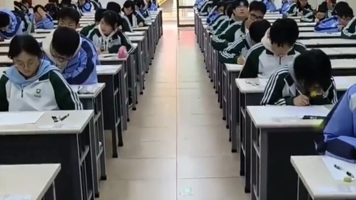 ที่ซึ่งแม้แต่ดอกกุ้ยฮวาสามดอกยังไม่อาจวางได้
